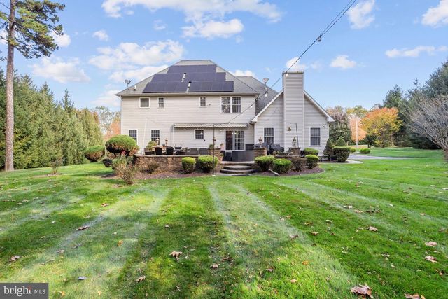 14 CONOR RD, Jackson, NJ 08527
