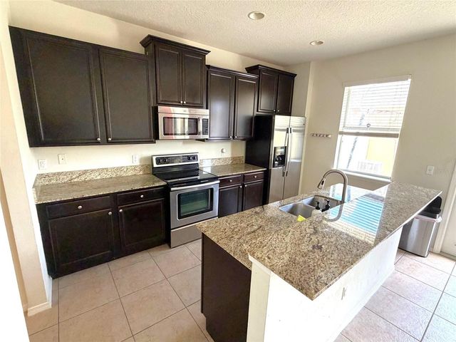 1376 SEBURN ROAD, Apopka, FL 32703