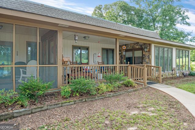 818 McCrary Road, Molena, GA 30258