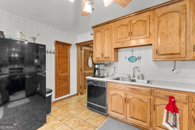 818 McCrary Road, Molena, GA 30258