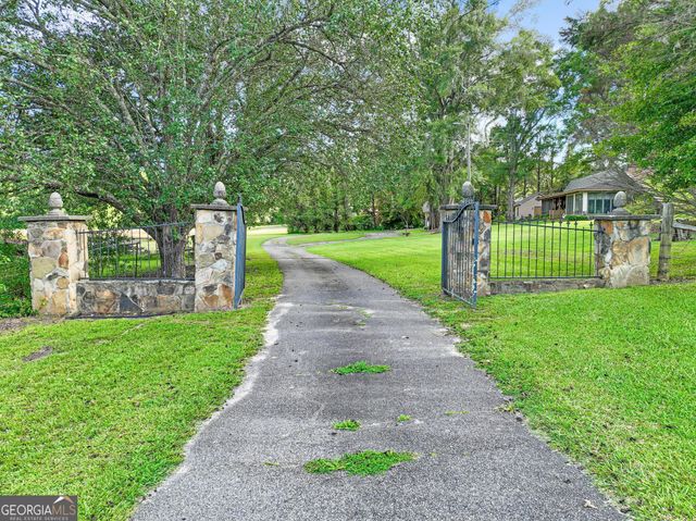 818 McCrary Road, Molena, GA 30258