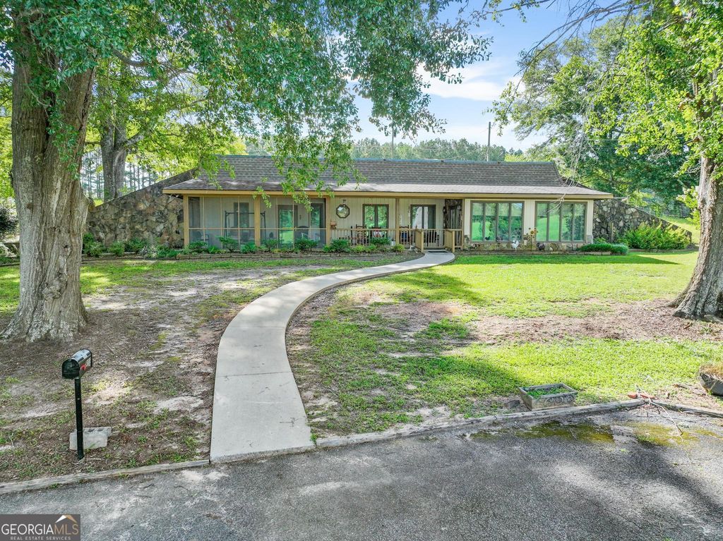 818 McCrary Road, Molena, GA 30258