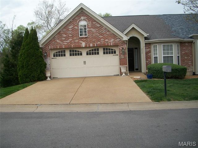 2404 Andrea Crest Drive, Washington, MO 63090
