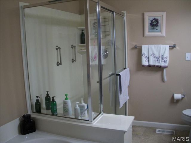 2404 Andrea Crest Drive, Washington, MO 63090