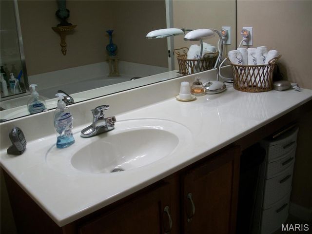 2404 Andrea Crest Drive, Washington, MO 63090