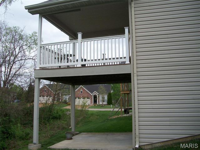 2404 Andrea Crest Drive, Washington, MO 63090