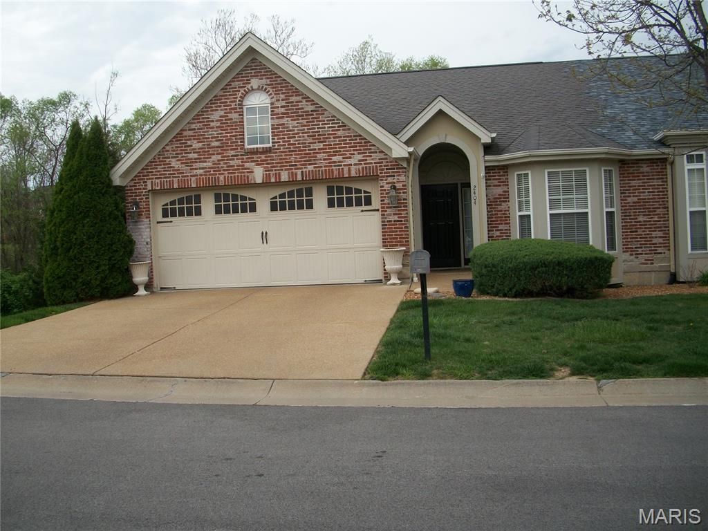 2404 Andrea Crest Drive, Washington, MO 63090