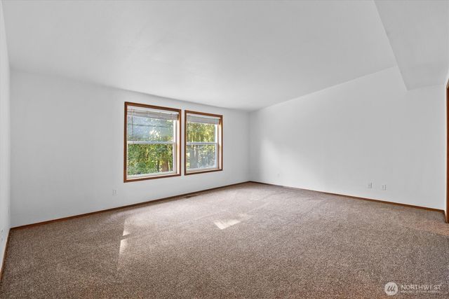 205 Divide Road, Kelso, WA 98626