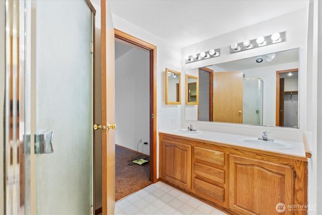 205 Divide Road, Kelso, WA 98626