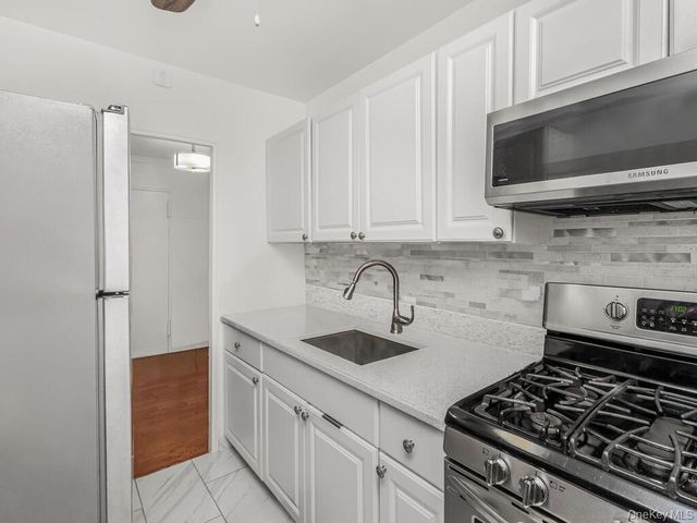 5700 Arlington Avenue 1D, Bronx, NY 10471