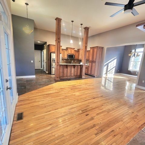 31 Chickory Ln, Monteagle, TN 37356