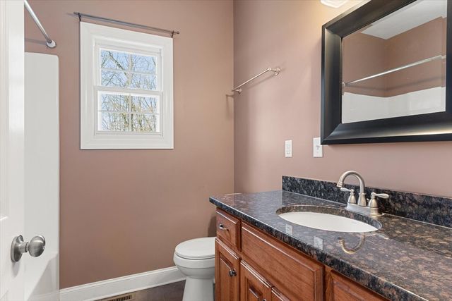 31 Chickory Ln, Monteagle, TN 37356