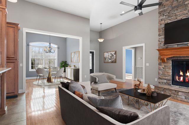 31 Chickory Ln, Monteagle, TN 37356