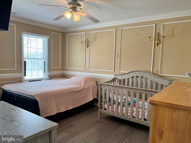 8332 MAUZY SQUARE, Marshall, VA 20115