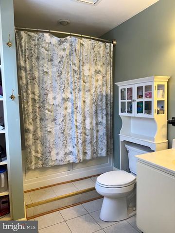 8332 MAUZY SQUARE, Marshall, VA 20115