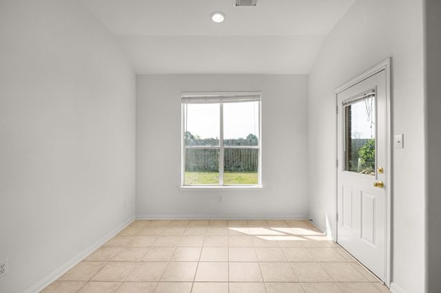 525 Lockland Lane, League City, TX 77573