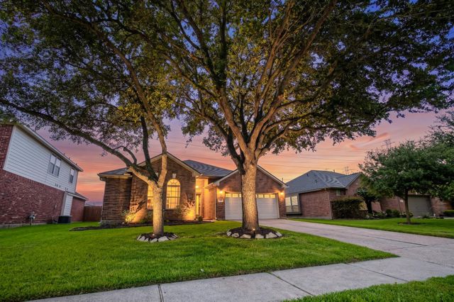 525 Lockland Lane, League City, TX 77573