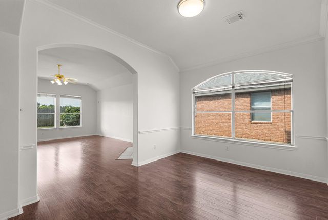 525 Lockland Lane, League City, TX 77573