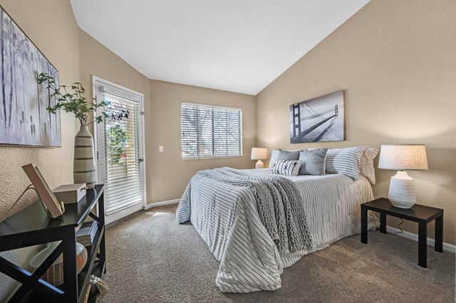 7016 Stagecoach Rd G, Dublin, CA 94568