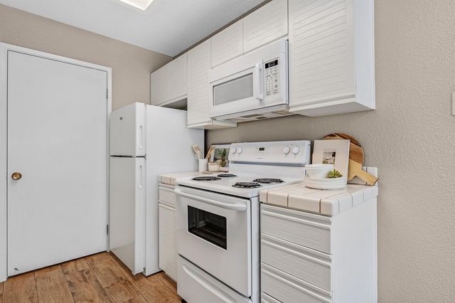 7016 Stagecoach Rd G, Dublin, CA 94568