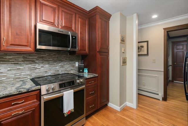 6 Jo-Dan Lane, Methuen, MA 01844
