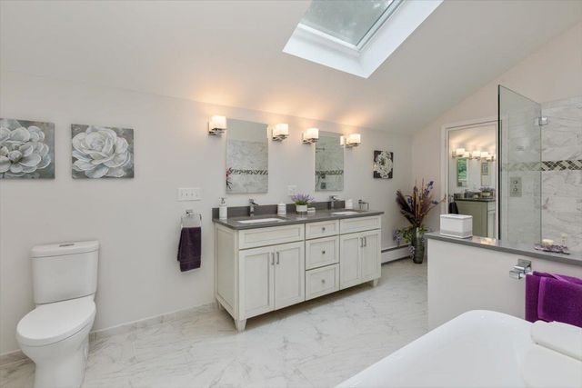 6 Jo-Dan Lane, Methuen, MA 01844