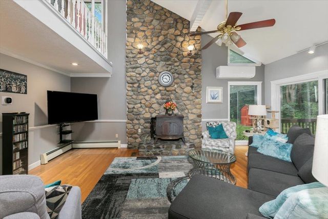 6 Jo-Dan Lane, Methuen, MA 01844