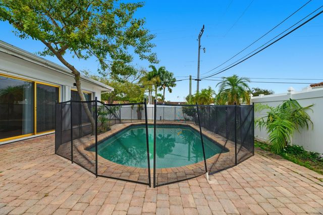 6110 NE 19th Avenue, Fort Lauderdale, FL 33308