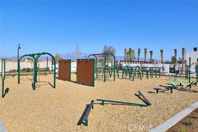 6059 Burren Way, Eastvale, CA 92880