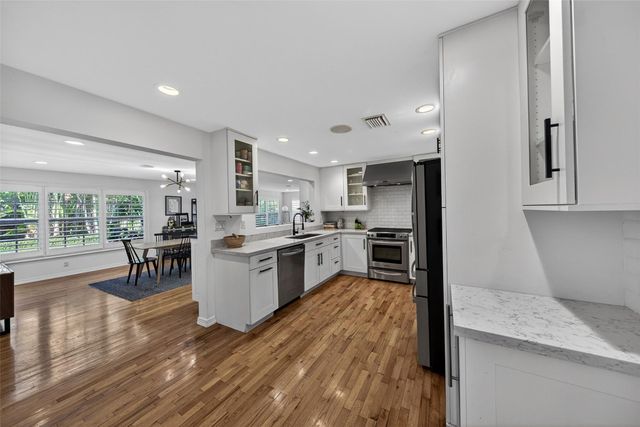 1001 SE 10th Street, Fort Lauderdale, FL 33316