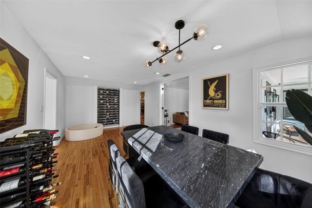 1001 SE 10th Street, Fort Lauderdale, FL 33316