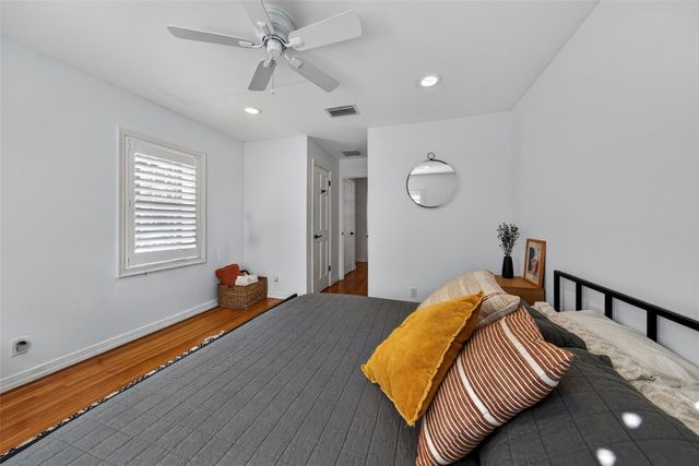 1001 SE 10th Street, Fort Lauderdale, FL 33316