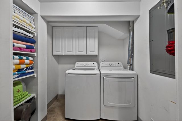 1001 SE 10th Street, Fort Lauderdale, FL 33316