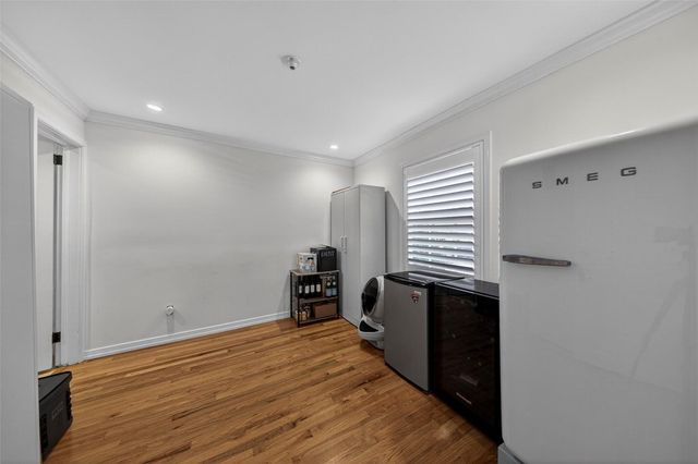 1001 SE 10th Street, Fort Lauderdale, FL 33316