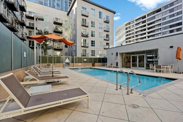 645 W 9th Street 200, Los Angeles, CA 90015