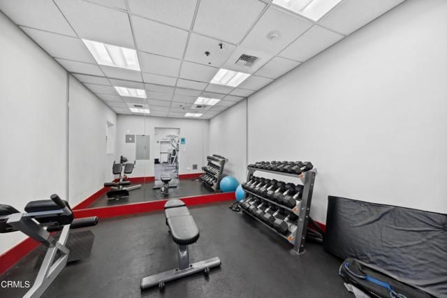 645 W 9th Street 200, Los Angeles, CA 90015