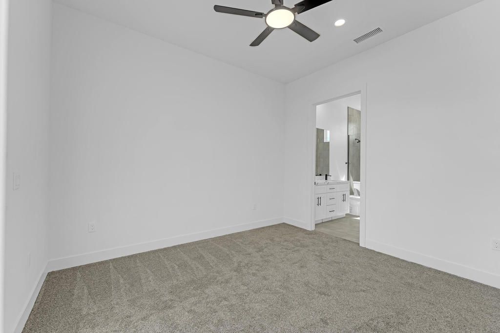 Image 20 of property listing at 15464 Avenida Rambla, Desert Hot Springs, CA 92240