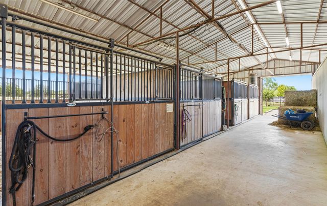 146 Private Road 1525, Bridgeport, TX 76426