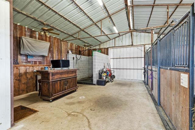 146 Private Road 1525, Bridgeport, TX 76426