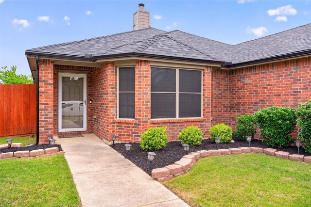 7315 Fossil Creek Drive, Arlington, TX 76002