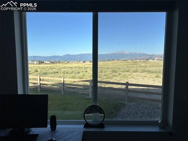 9107 Glitter Way, Colorado Springs, CO 80924