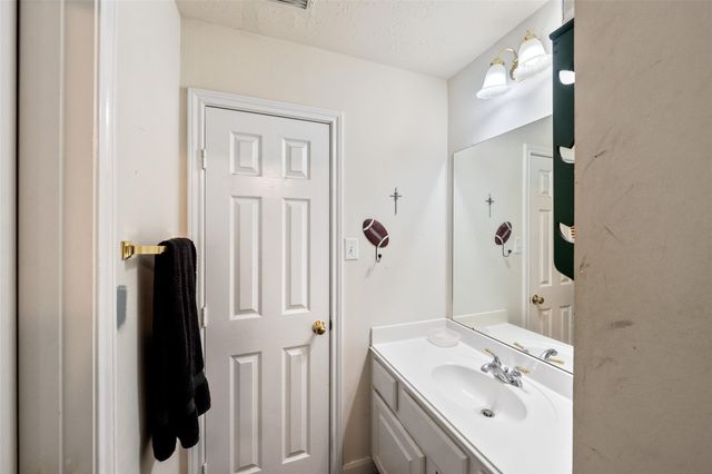 11503 Stoney Falls Drive, Houston, TX 77095