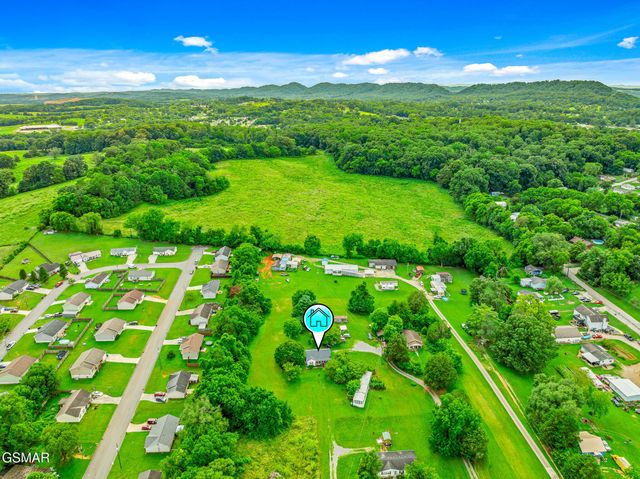 2205 Shipetown Road, Mascot, TN 37806