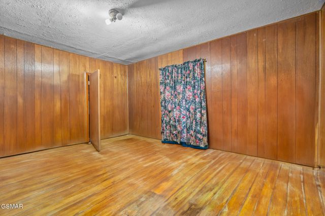 2205 Shipetown Road, Mascot, TN 37806