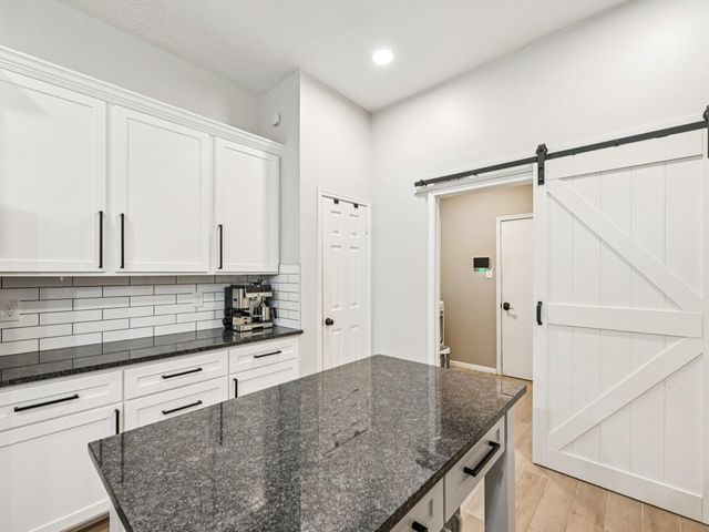 124 Crimson Bay Drive, League City, TX 77573