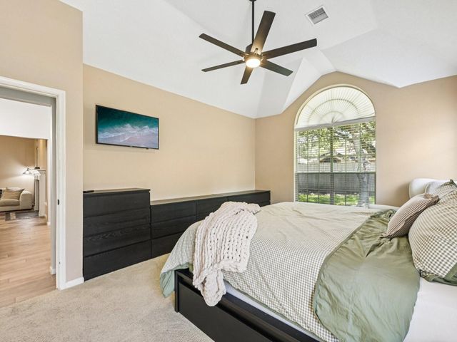 124 Crimson Bay Drive, League City, TX 77573
