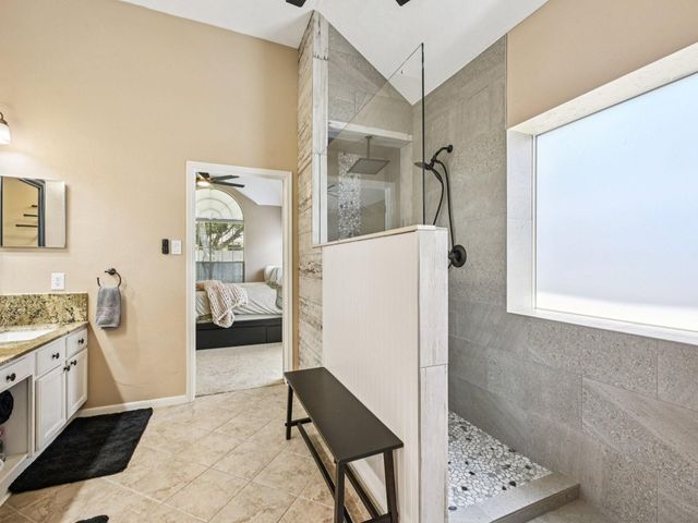 124 Crimson Bay Drive, League City, TX 77573