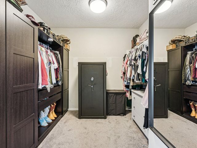 124 Crimson Bay Drive, League City, TX 77573