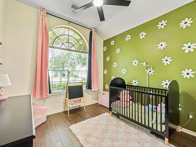 124 Crimson Bay Drive, League City, TX 77573