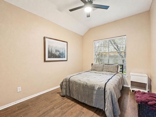 124 Crimson Bay Drive, League City, TX 77573